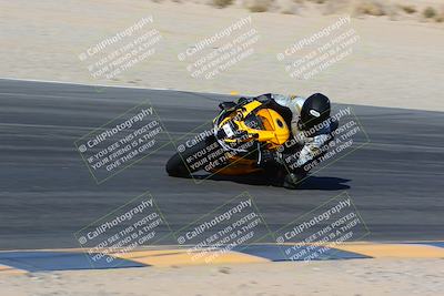 media/Jan-13-2024-SoCal Trackdays (Sat) [[9c032fe5aa]]/Turn 6 Inside (1145am)/